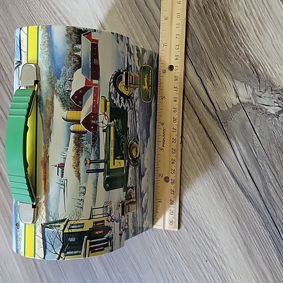 Cute John Deere Tin Lunch Box. Reproduction, For decorative use only. 💚 A1 - Picture 8 of 10